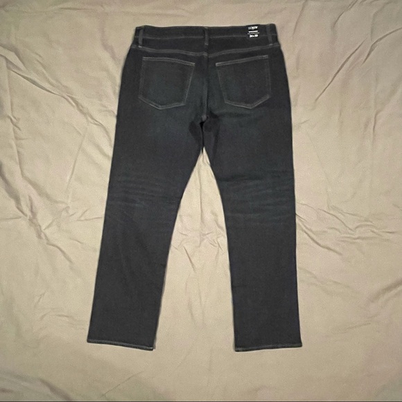 NWT J. Crew dark denim straight fit jeans. - Picture 8 of 10